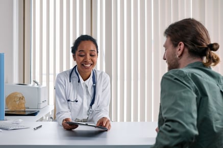 medico_paciente_utominaga.png